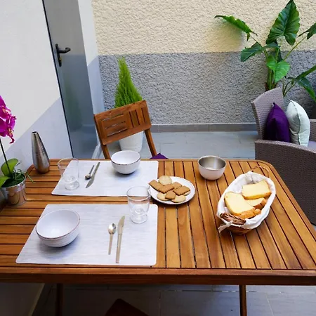 Le Delta Apartment *