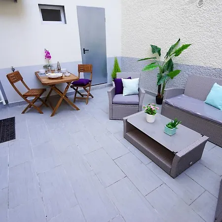 Le Delta Apartment *